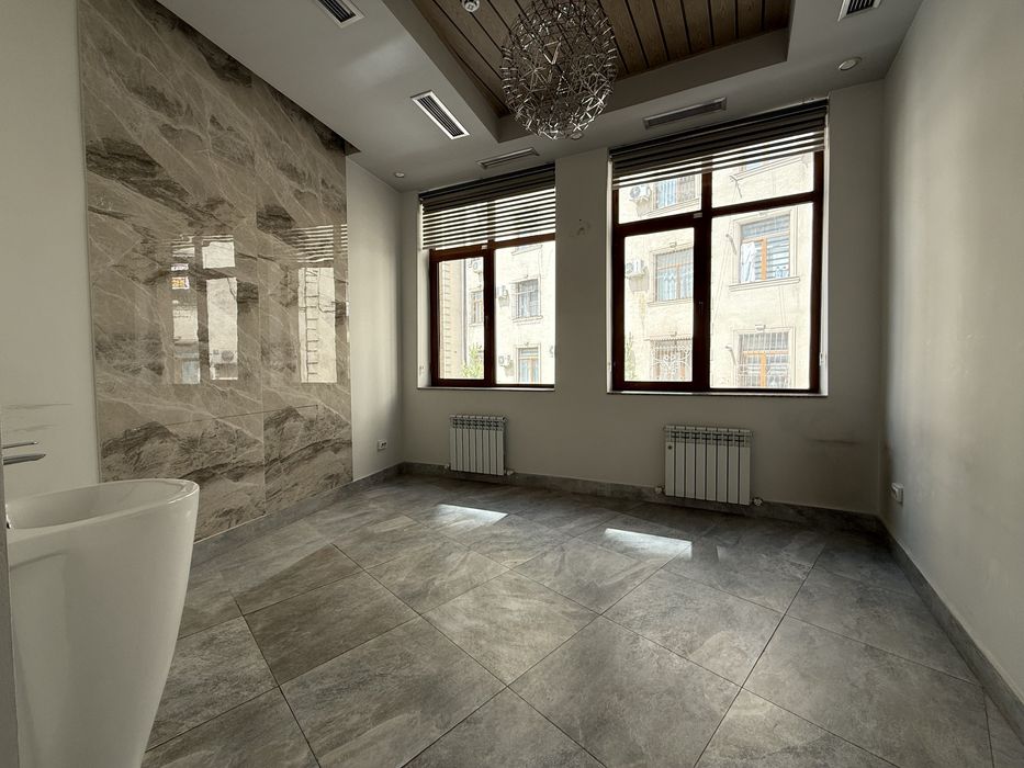 Аренда помещения Паркентский 330м2 у дороги в отдельно стоящем здание