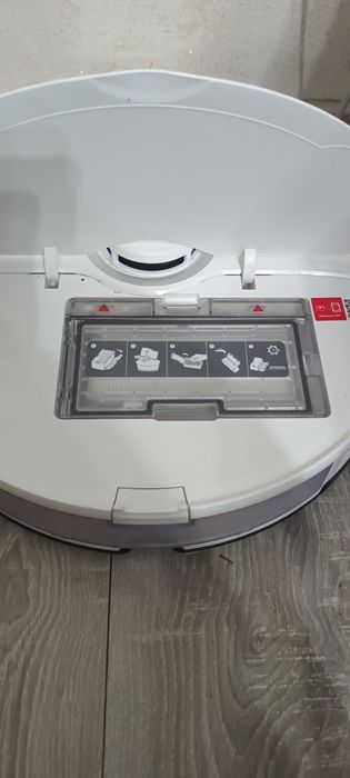 Robot aspirator Roborock S 8