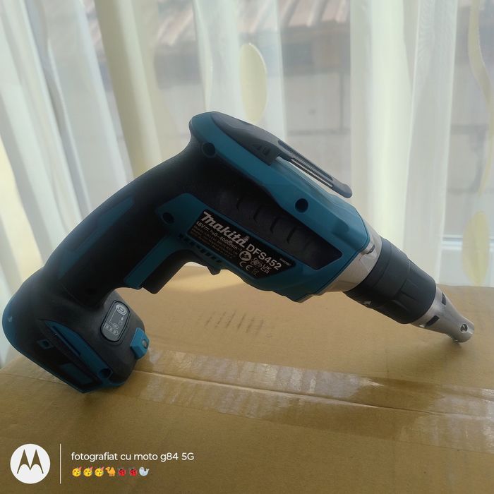 Makita dfs 452 nou