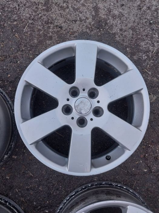 Диски R17 оригинал. Разболтовка 5 114.3