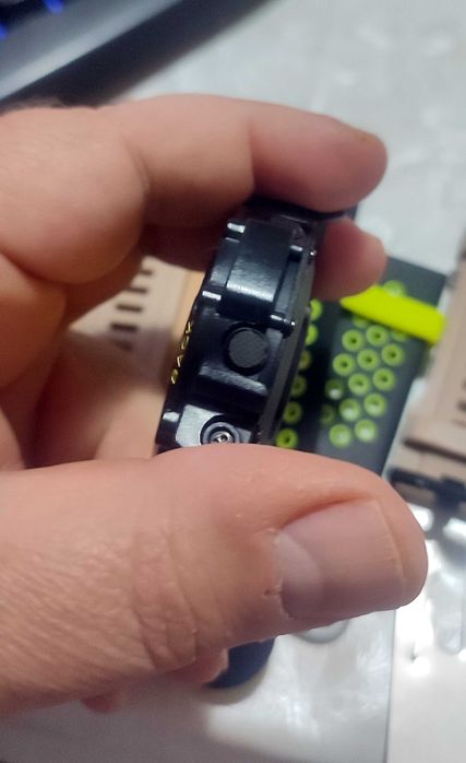 Отличен Amazfit Watch T-Rex 2 , GPS, батерия 20 дни+5 каишки+протектор