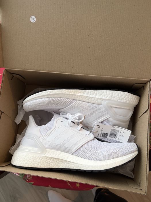 Adidas Ultraboost 20 marimea 42 2/3