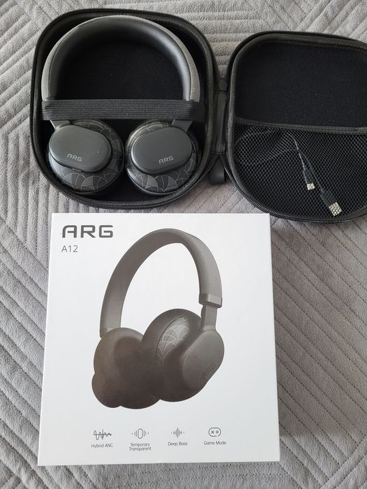 Продам игровую мышку с подсветкой и игровые наушники. На гарантии.