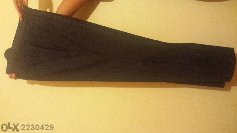 Чисто НОВ Костюм - Paruchev