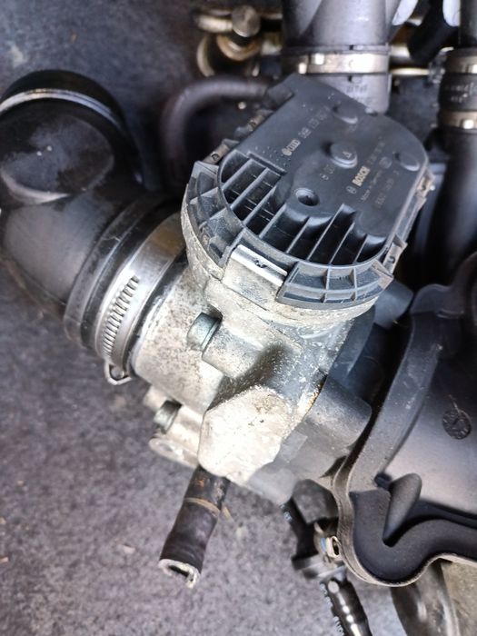 Clapeta accelerație Audi A4 B 7 2, 0 benzină COD 06B133062H