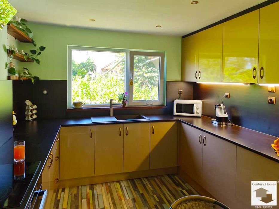 ЕКСКЛУЗИВНО! Готова за живеене къща в село Стамболово