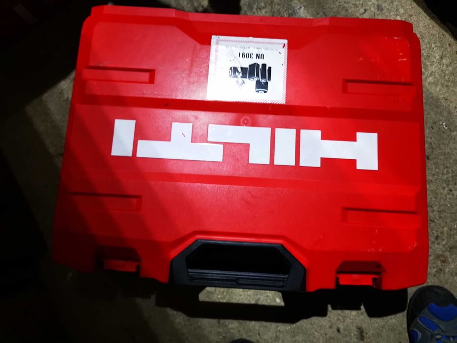 Продавам Пушка Хилти