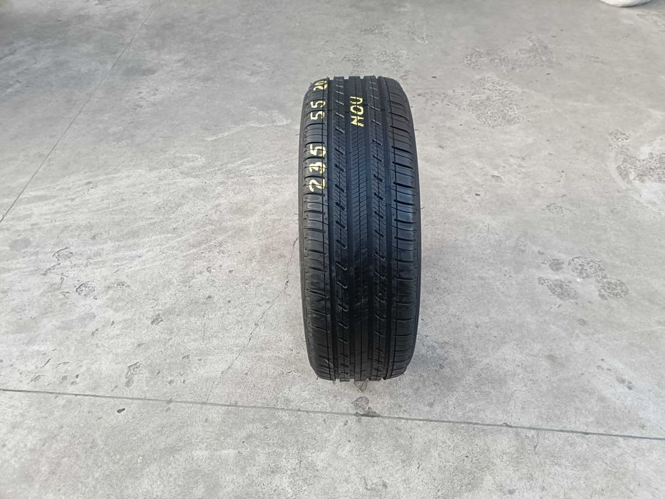 O anvelopa noua 235 55 20 michelin