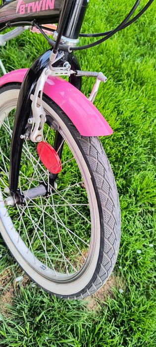Bicicleta B-Twin 20" cu schimbator de viteze