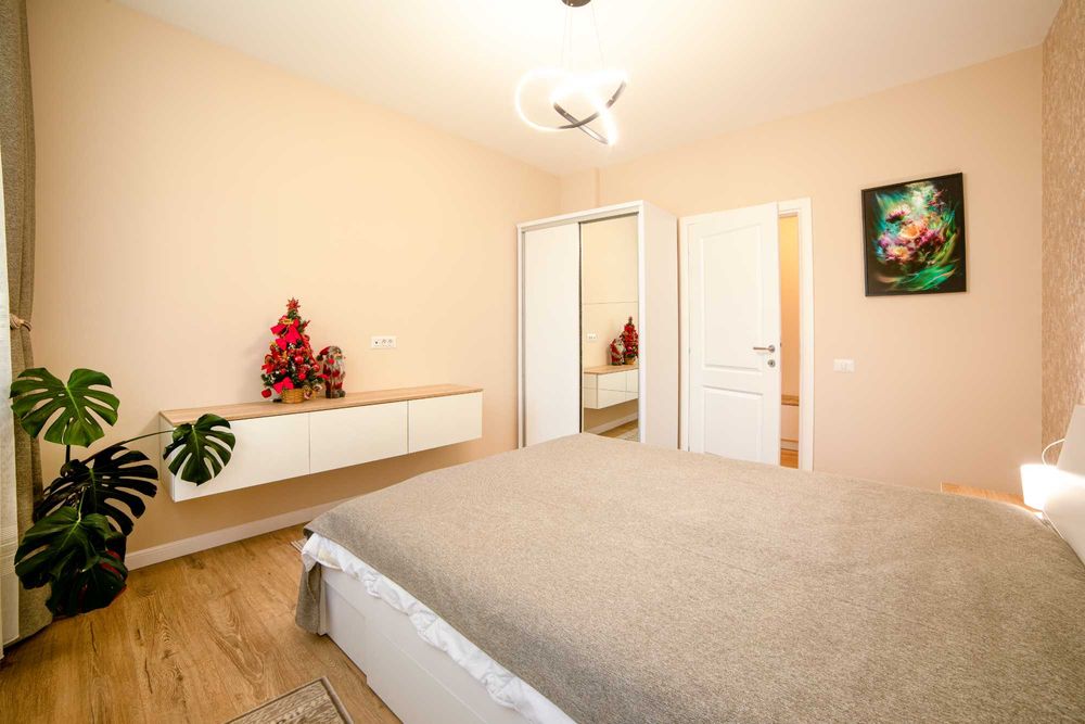 Inchiriez apartament in regim hotelier