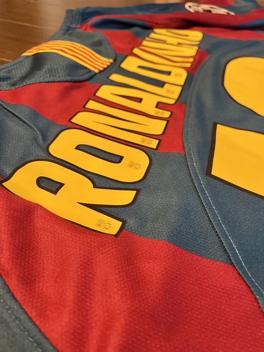 Tricou Ronaldinho Barcelona 2005-2006