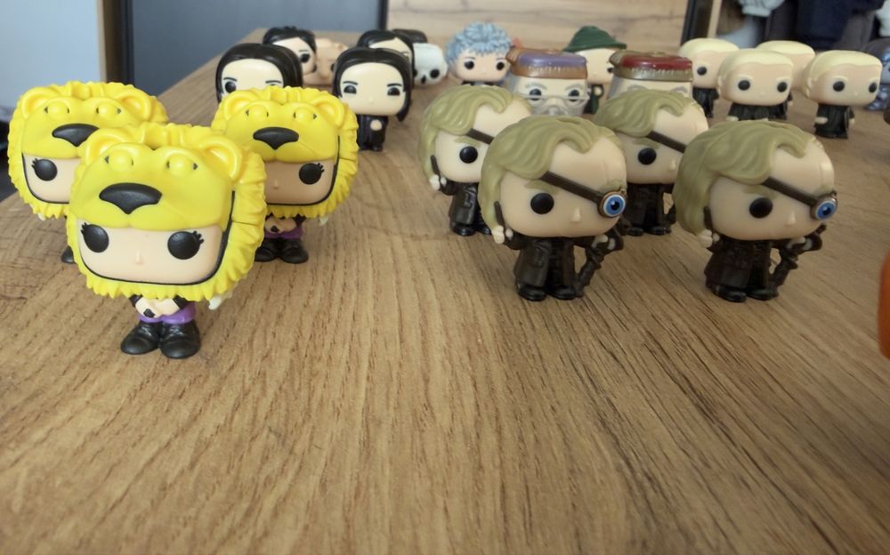 Harry Potter vs Stranger Things Funko Pop vs Kinder Joy фигурки