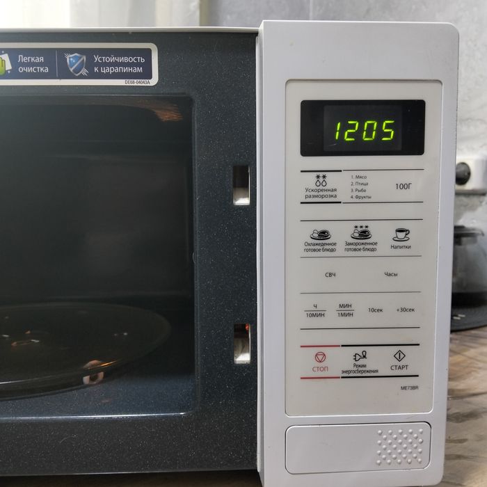 Продам микроволновку Samsung