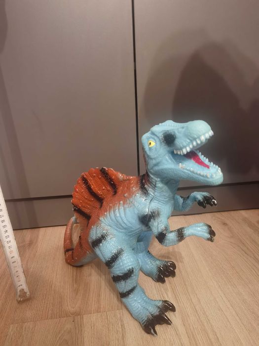 Играчки динозаври