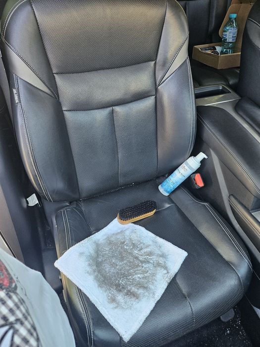 Пране на мека мебел и почистване на кожен салон