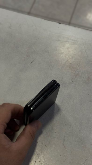 Samsung Z flip 3 5g