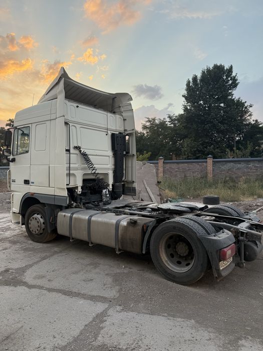Daf XF105.460 va Krone pritsep 105kub mega