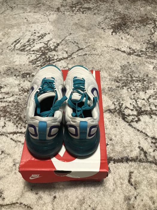 Nike Air Max model 720 marimea 38,5