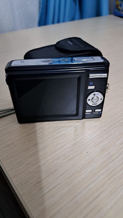 Camera foto digitală Medion 14.0 Mp 3X optic zoom Y2K digicam