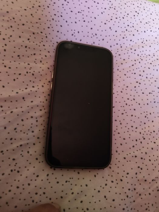 Vând schimb Iphone 13