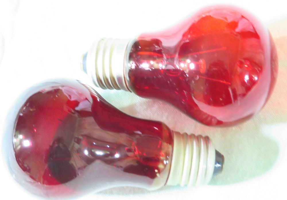 Лампа накаливания красная медицинская СССР