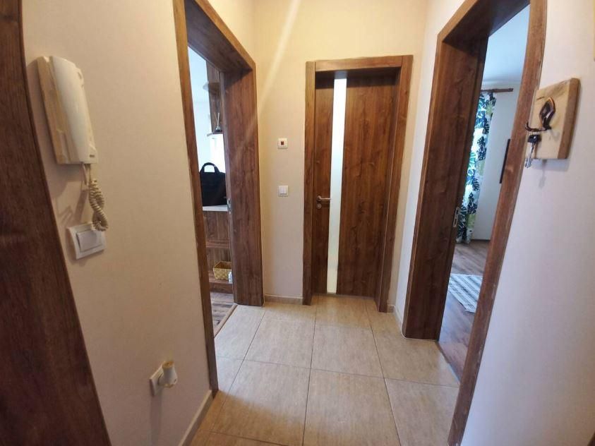 Дава се под наем Двустаен апартамент в Варна, Общината - 46 кв.м за 450 € - Снимка #5