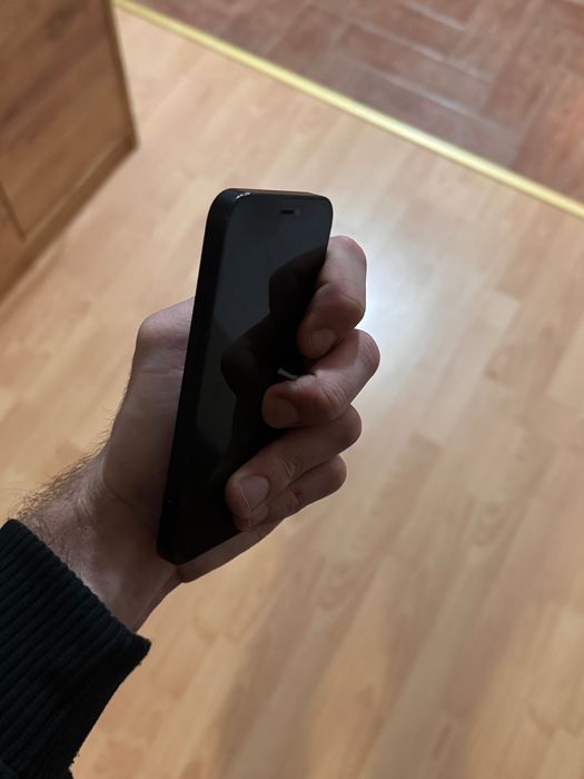 iPhone 12 mini 64GB Black + оригинален кожен калъф и картхолдер