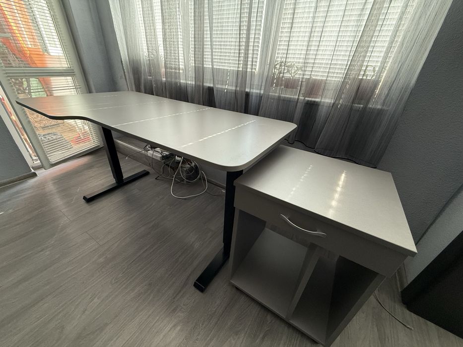 Геймърско бюро Standing Desk + Модул за PC/PS5 + Геймърски стол