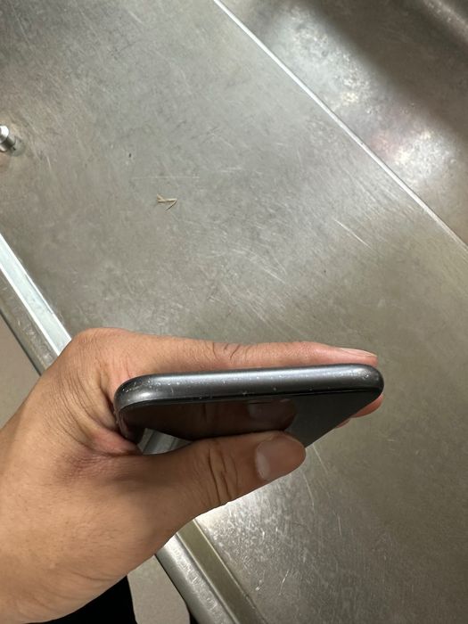 Iphone 11 памяти 64