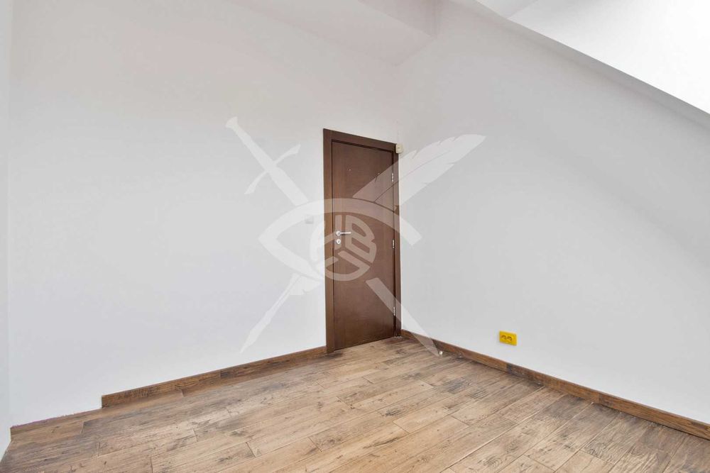 Тристаен апартамент в м-т Гърдова глава № 88258