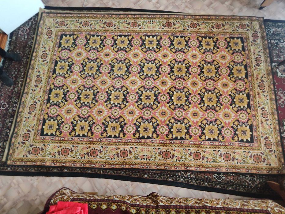 Ковер шерстяной .