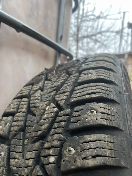 Зимные шины / покрышки R15, 185/65