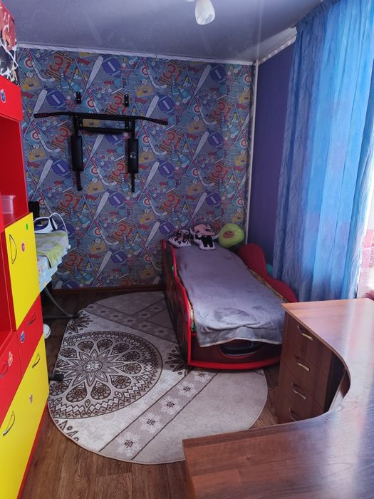 Продам 4х комнатную квартиру