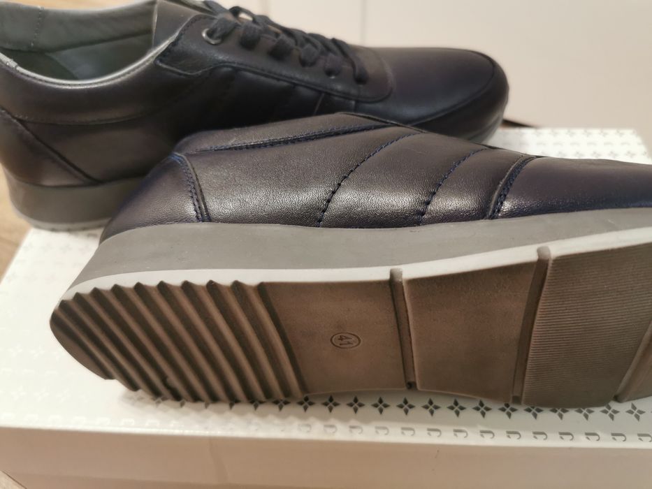 Кроссовки пр-во Турция