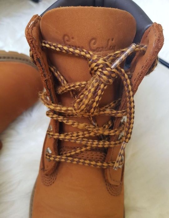 Pierre Cardin            .