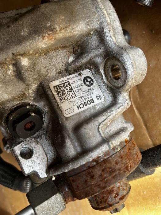 Горивна система бмв н57д30 ф30 ф10 258кс n57 дюзи гнп