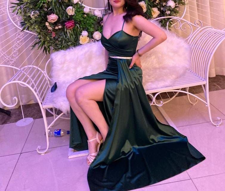 Rochie de seară  lungă, deosebită, elegantă,