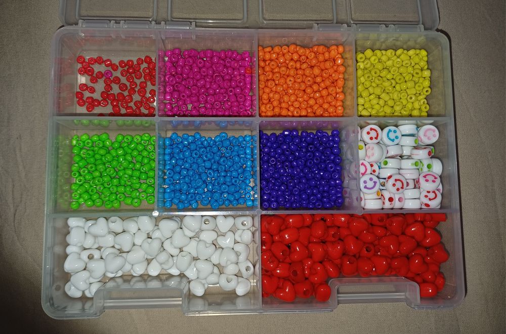 Ръчно изработени гривни