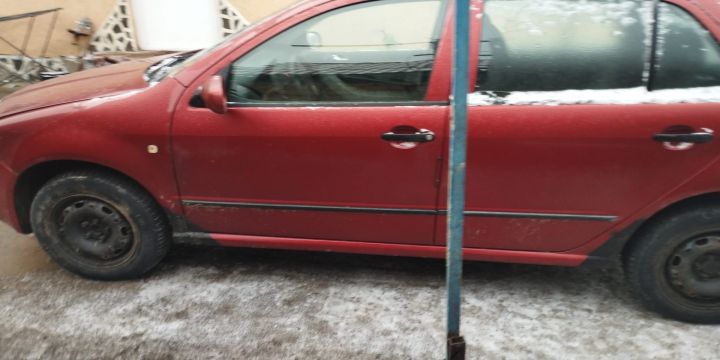 Dezmembram Skoda Fabia 6Y [facelift] [2004 - 2007] Sedan 1.2 HTP MT (64 hp)
