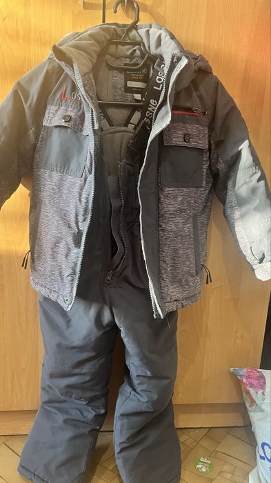 Отдам комбинизон детский