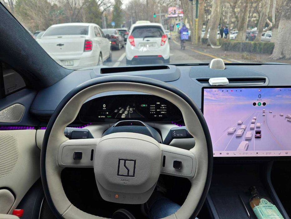 Zeekr 007 smart driving naqt va halol nasiyaga