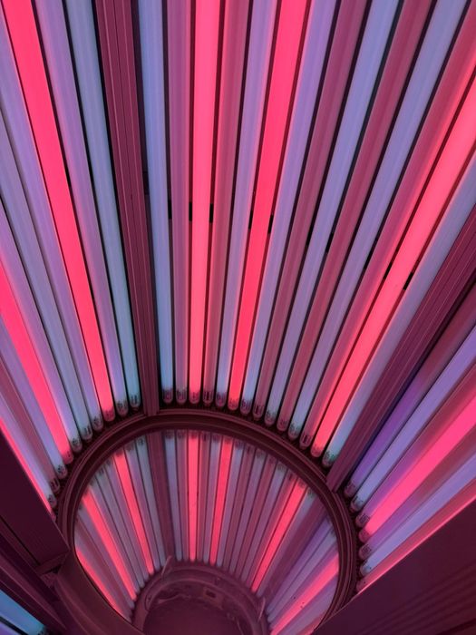 Aparat de bronzat MegaSun  Space 2000