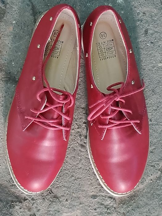 încălțăminte pantofi măr. 37, noi, vând/schimb