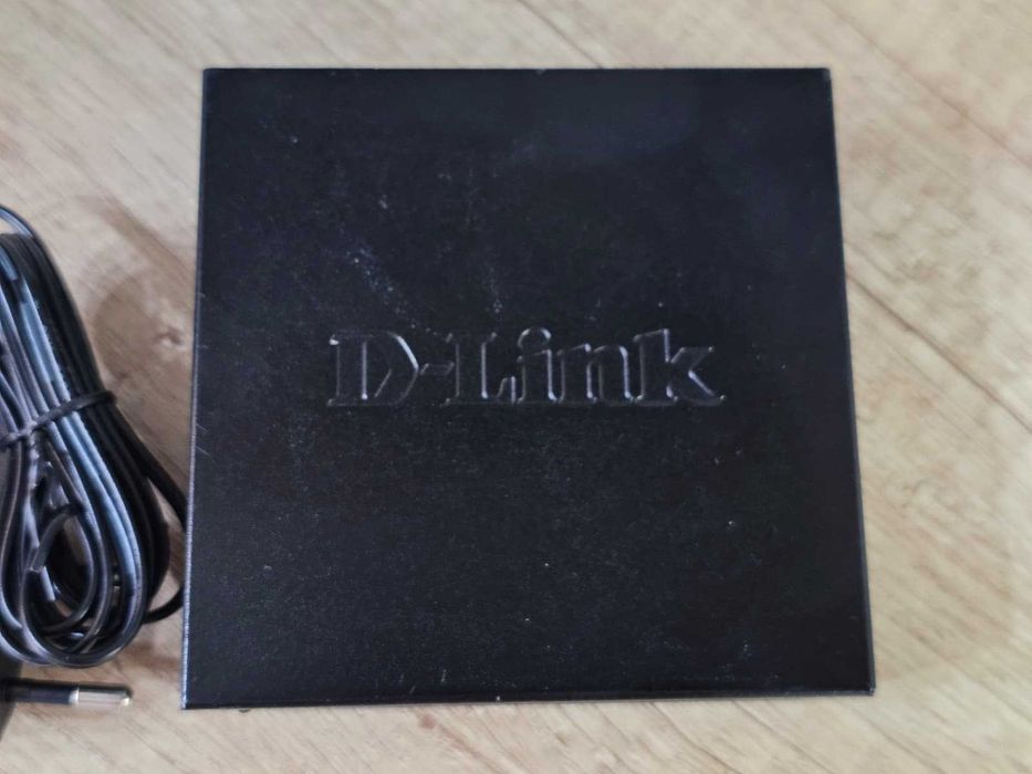 Switch D-Link DGS-105, 5 porturi 10/100/1000