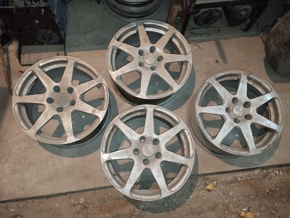 Продам диски на 16