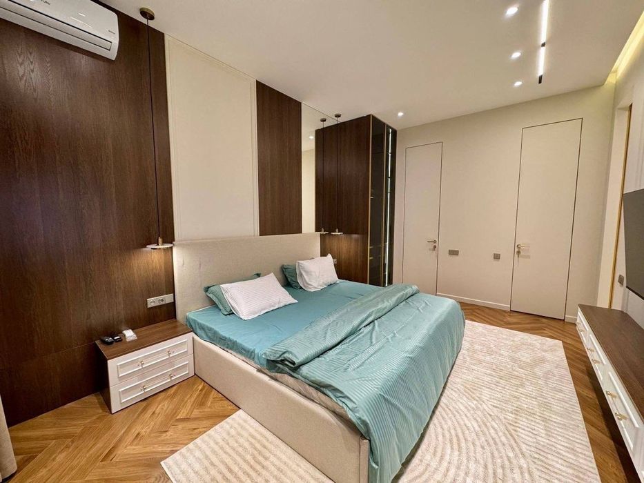 Продается 4х ком кв-ра, ЖК Poytaxt Gavhari, ор-р: Басни баба, 100,0м²