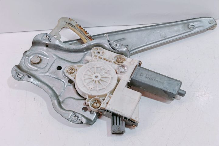 Macara  Dreapta Spate  6983005100 / 994028 Toyota Avensis a 2-a gener