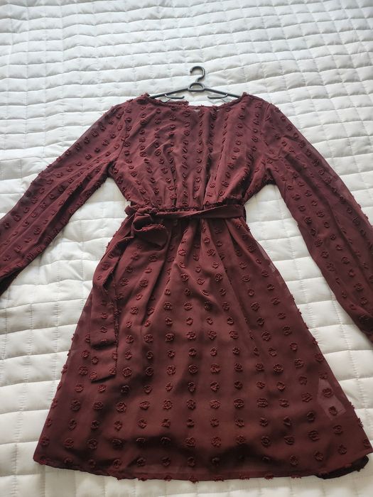 Продавам пролетно-летни  рокли