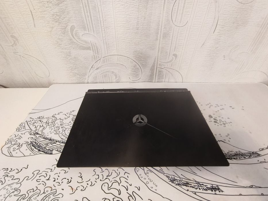 Ноутбук игровой продам