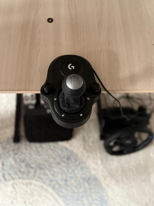 Руль logitech G923 trueforce